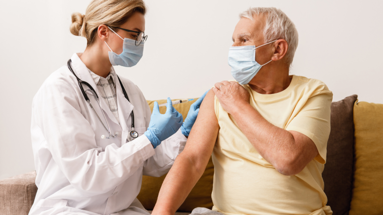 Evde doktor randevusu almak, sağlığınıza hızlı erişimin kapılarını aralar. Evde muayene ile sağlıklı yaşamı kolayca sürdürün
